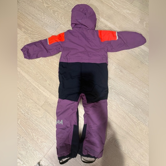 Helly Hansen snowsuit size 116/6 - Picture 5 of 5